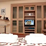 Ithaki Phinikoudes 307