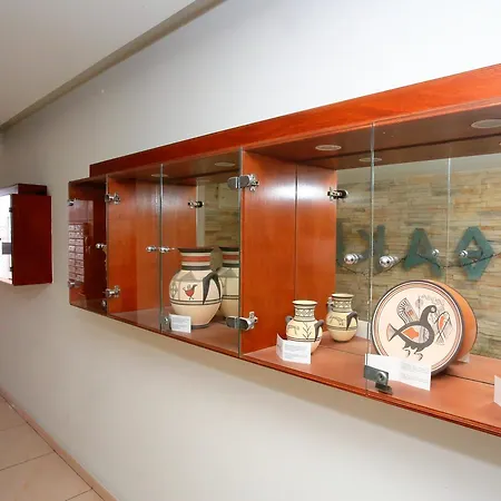 Ithaki Phinikoudes 307 *