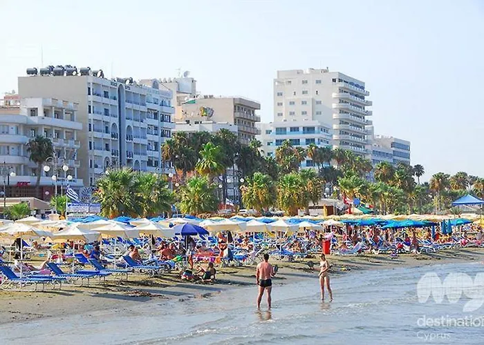 Apartmán Ithaki Phinikoudes 307 *