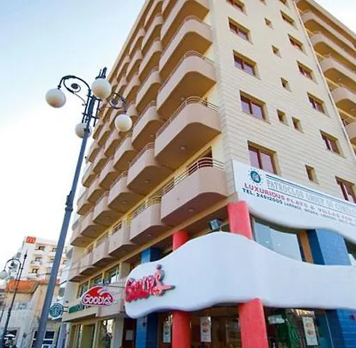 Apartmán Ithaki Phinikoudes 307 *