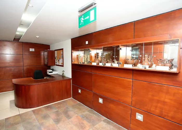 Ithaki Phinikoudes 307 *