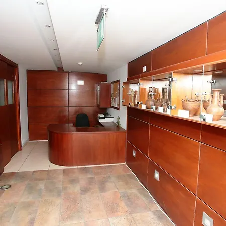 Ithaki Phinikoudes 307 * Λάρνακα