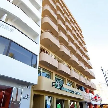 Ithaki Phinikoudes 307 דירה *