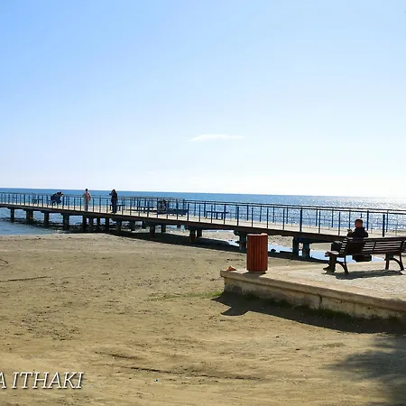 Ithaki Phinikoudes 307